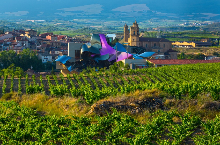 Elciego Dorf, Weinregion La Rioja Alavesa, Alava, Baskenland, Spanien, Europa