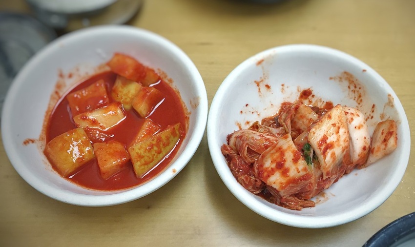 Der Ursprung für fermentierten Kohl (hier: Kimchi aus Korea) liegt in Ostasien